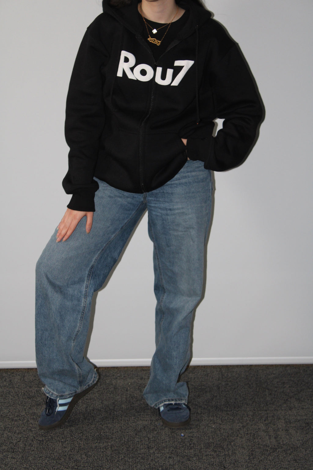 Black ZipUp Ahwak/"أهواك"